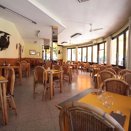 Apartahotel El Sol