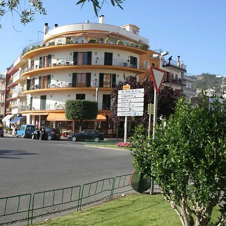 Hotel apartamentowy El Sol 5*